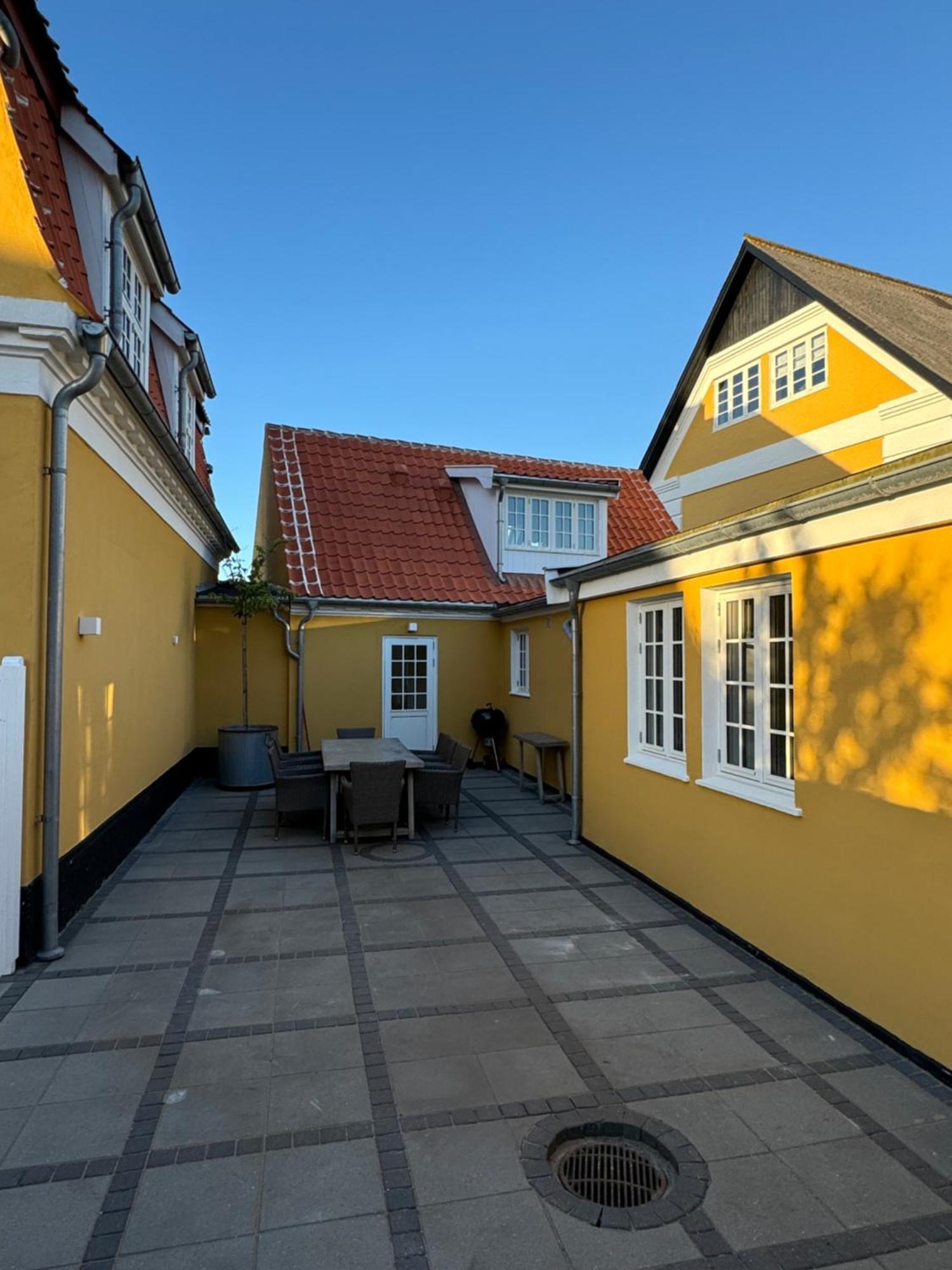 1 Skon Og Lyst Indrettet Feriehus I Skagen Buitenkant foto
